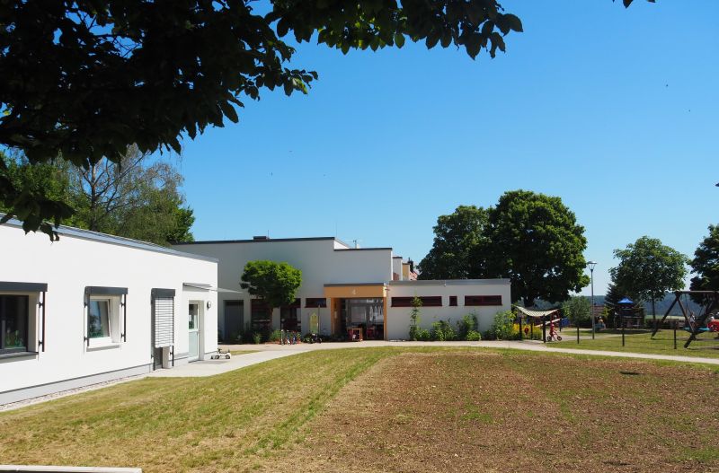  LITTLE BIRD Portal :: Day-care center :: Kindergarten Ohmenheim Illustration 