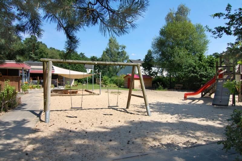 LITTLE BIRD Portal :: Day-care center :: AWO Familienzentrum/ KiTa Am